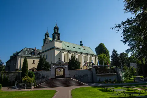 Sanktuarium Matki Bożej Leśniowskiej Patronki Rodzin