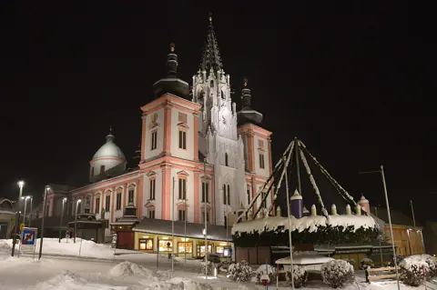 Bazylika w Mariazell zimą