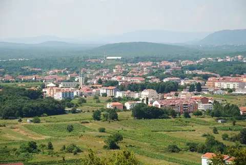 Panorama Medziugoria z góry Podbrdo
