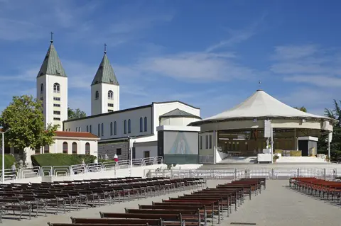 Medziugorie — teren wokół kościoła