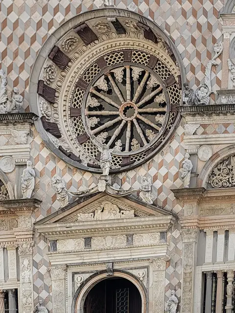 Bazylika Santa Maria Maggiore — wnętrze