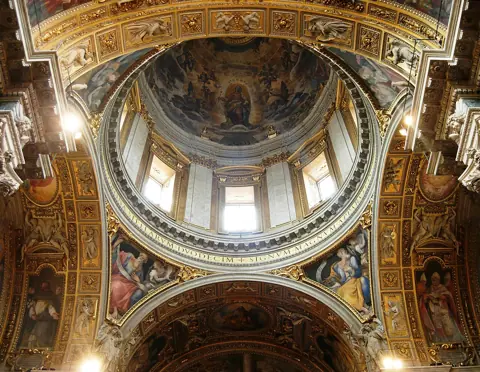 Bazylika Santa Maria Maggiore — dzwonnica