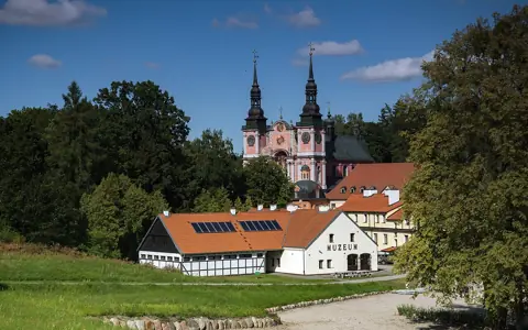 Zespół klasztorny jezuitów w Świętej Lipce